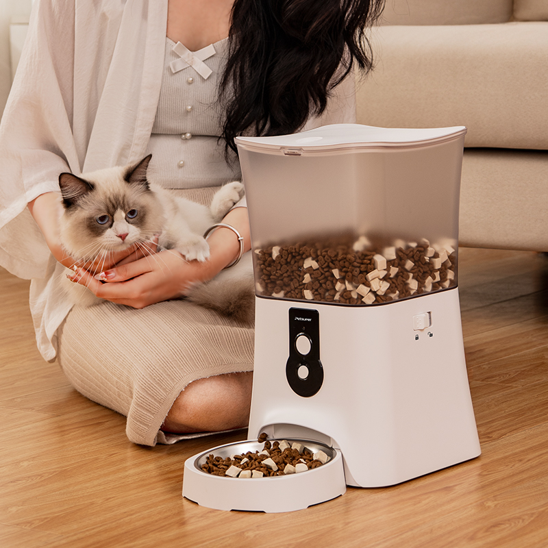 automatic pet feeder with timer